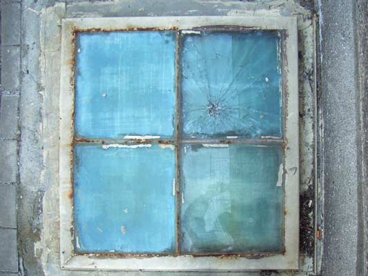 niebieskie okno